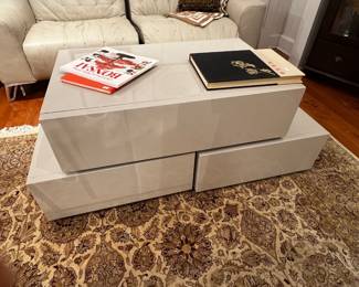 Silesia accurate drawers, Italy