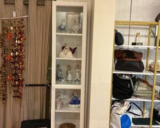 White curio cabinet