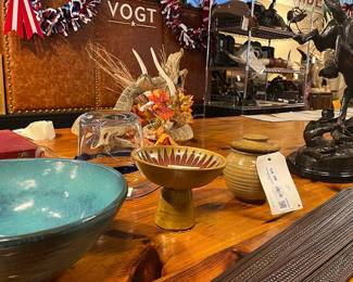 Harding Black pottery