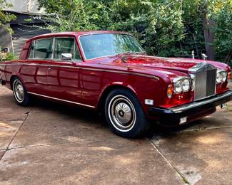 1979 Rolls Royce Silver Wraith in a gorgeous Claret paint 