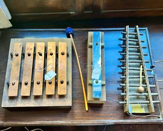 DINNER BELL CHIME WITH MALET OR DOOR CHIME