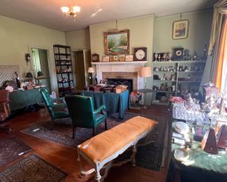 ANOTHER ROOM