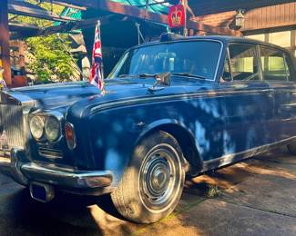 1971 Rolls Royce Silver Wraith...Princess Margaret's custom built car...just the way she wanted it.