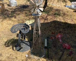 Metal Yard Decor
