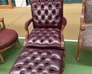 Burgundy Tufted Leather Chaise Lounge Chair