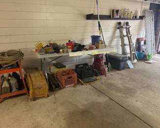 Auto & Ladders