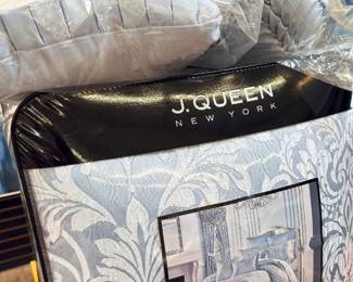 New California King Comforter Set