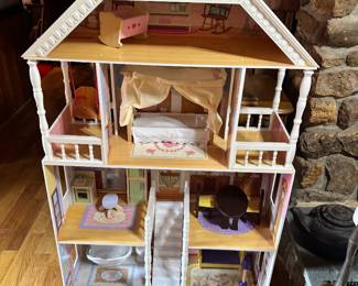 KidKraft Savannah Dollhouse - 4 Feet Tall