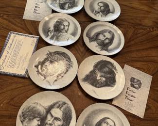 COLLECTABLE PLATES
