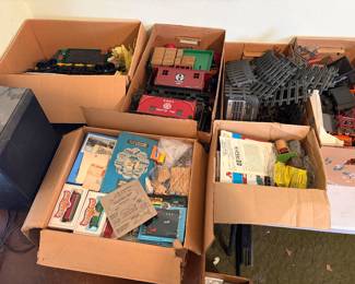 Vintage Train Sets - Lionel and Bachmann