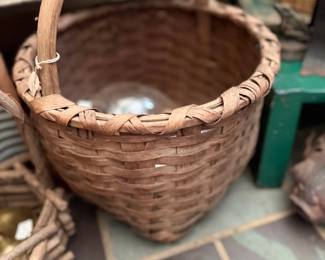 Antique splint gathering basket with handle
