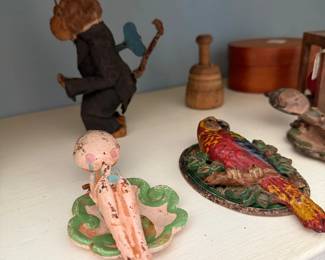 Majolica parrot wall pocket and vintage figurines