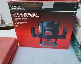 Plunge Router