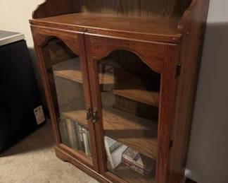 Bookcase with Glass