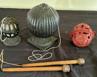 3 Vintage Cast Iron String Holders