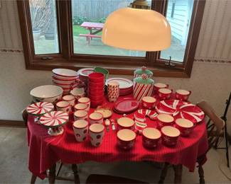 St. Nicholas Square Christmas Dishes