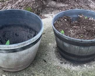 2 Large Plastic Flower Pots Wine Barrel Design