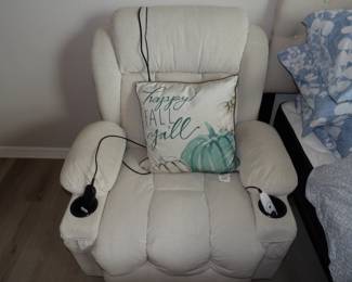 Electric chair with heat and massage