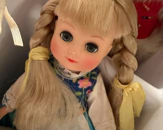 Ethnic Dolls