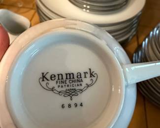 Kenmark China SetKenmark China Set