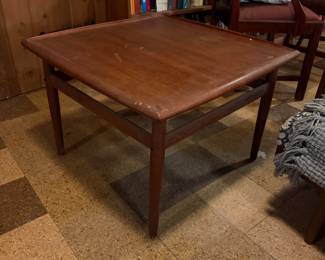 MCM Side table