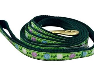 Up Country Hydrangea Print Dog Leash, Green With Floral Dots