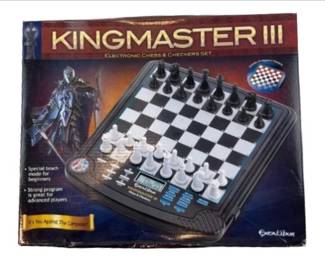 New! Kingmaster III Electronic Chess
