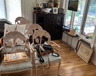 Chairs, bookcases, tables