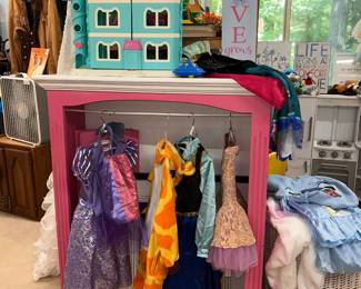 Children's Halloween Costumes and Dress UP Clothes