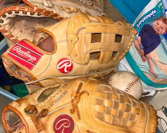 VTG Rawlings Baseball Gloves