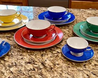 064-KIT: Hutschenreuther Bavaria Porcelain Demitasse Sets & Cups