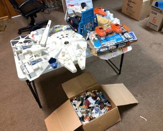 123-BON: Vintage Star Wars Toys Mystery Lot