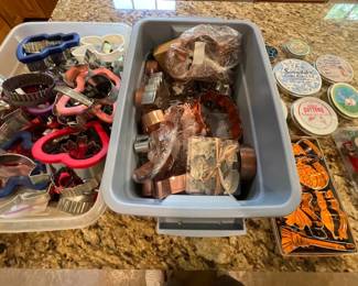 085-KIT: Mystery Cookie Cutter Lot