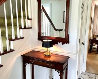 022-ENT: Hickory Chair James River Console & Mirror Vignette