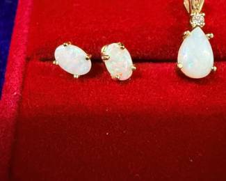14 karat and opal jewelry