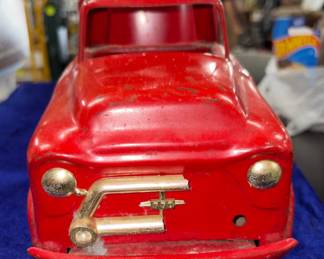 More pictures of the Buddy Texaco truck