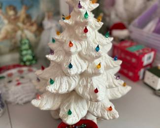 Tall white ceramic tree w/ x bulbs
