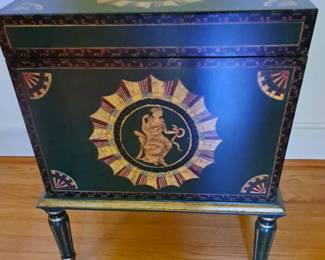 STORAGE BOX