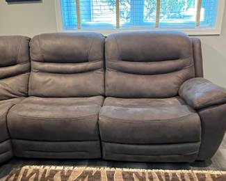 Power Reclining 6-Piece Sectional with Console & USB