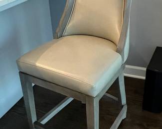 Set of 2 Maven Lane Vienna Counter Height Swivel Bar Stools (40.5'H)