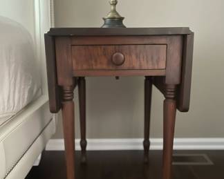 Vintage Mahogany Drop Leaf Pembroke Table with Drawer