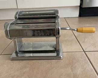 Atlas 150mm Deluxe Pasta Machine