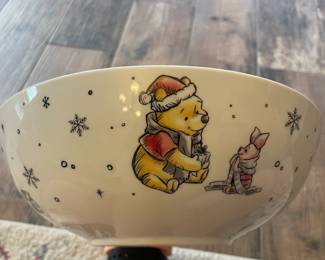 Disney Winnie the Pooh Christmas Serving Bowl