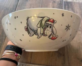 Disney Winnie the Pooh Christmas Serving Bowl