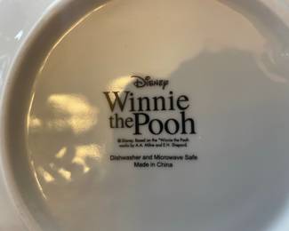 Disney Winnie the Pooh Christmas Serving Bowl