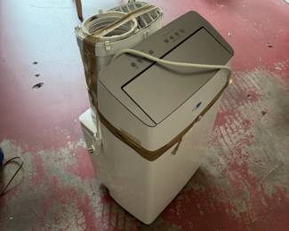 floor air conditioning unit works GREAT