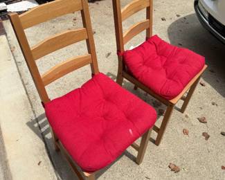 kitchen table with three chairs