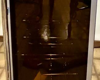 Ewave wine refrigerator $50 ; 20 bottles model:EWW C30mcg