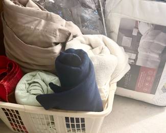 Like new blankets & comfirter
