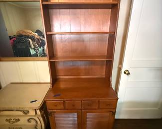 Ethan Allen Hutch / Bookcase